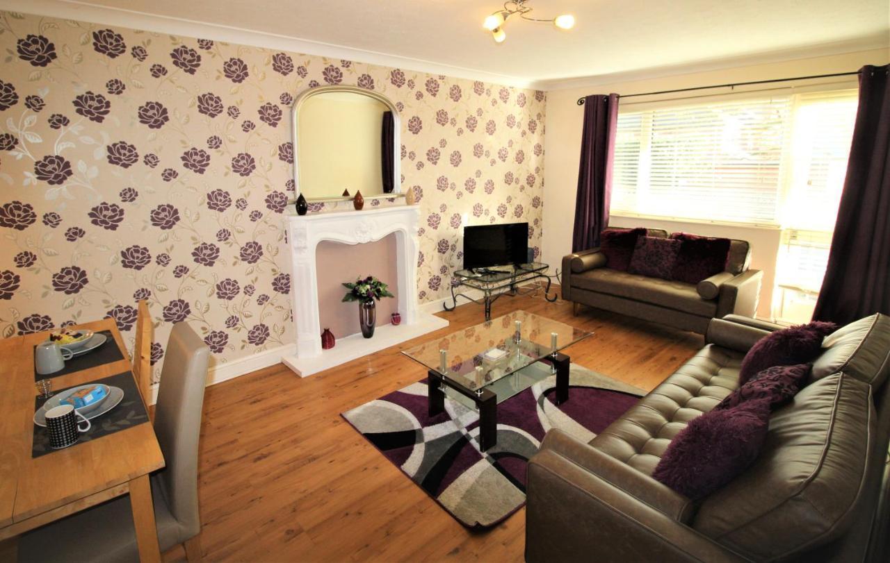 Doncaster - Boswell - Large Balcony Apartment - 2 Double Beds - 2 Bedrooms - Close To Town & Racecourse - Off Street Parking 2 Cars - Fast Wifi エクステリア 写真