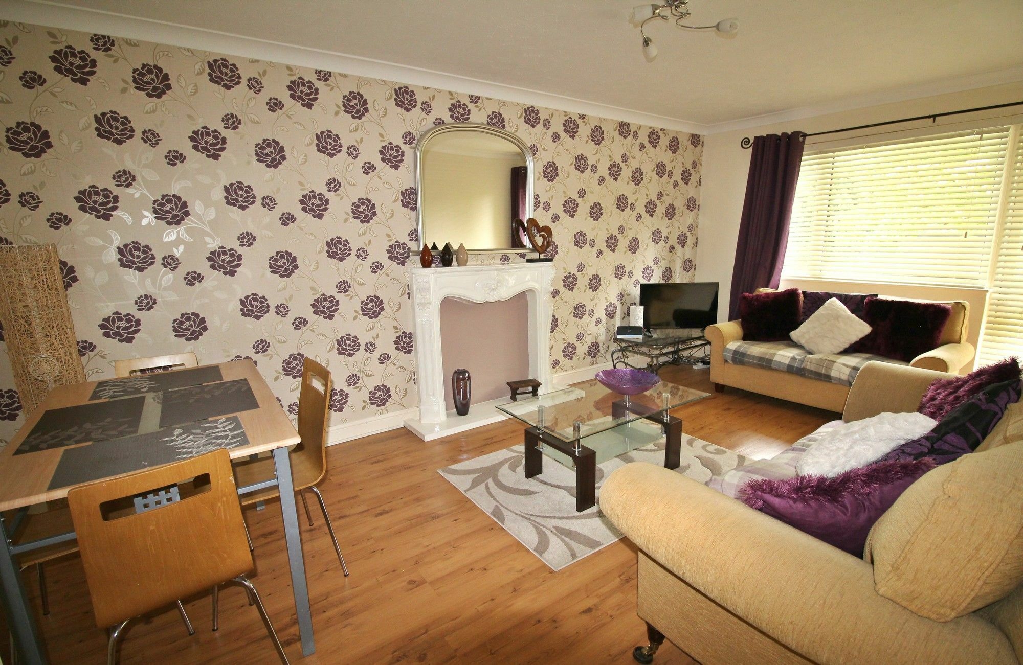 Doncaster - Boswell - Large Balcony Apartment - 2 Double Beds - 2 Bedrooms - Close To Town & Racecourse - Off Street Parking 2 Cars - Fast Wifi エクステリア 写真